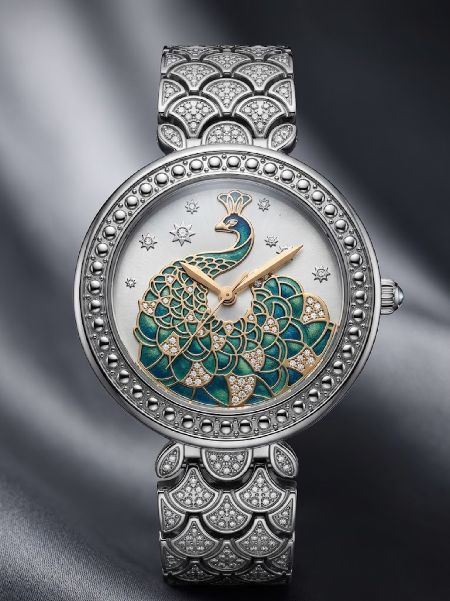 Bvlgari Ladies Watch – Stainless Steel with Peacock Engraved Dial