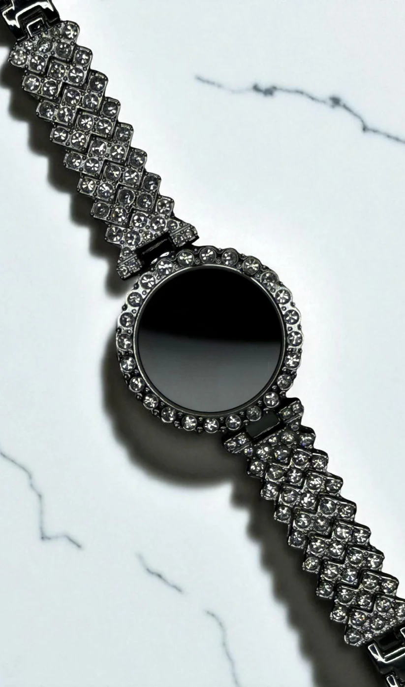 Elegant Ladies LED Smart Watch – A Fusion of Technology & Jewelry
